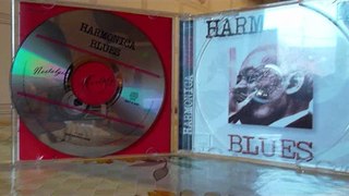 2)-SUZIE Q    --   HARMONICA  BLUES