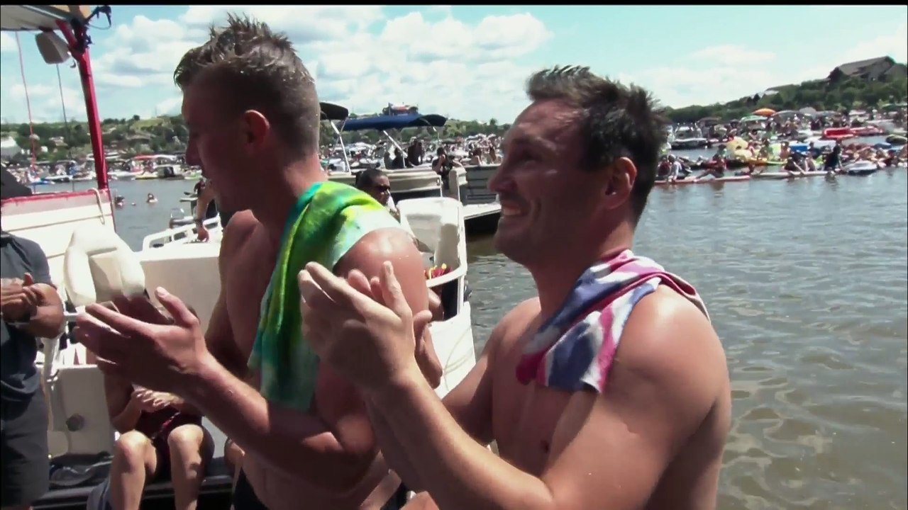 Adrénaline - Tous sports : RedBull Cliff Diving 2016, Jonathan Paredes remporte l'étape de Texas