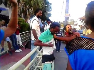 jamaican fight in front of police