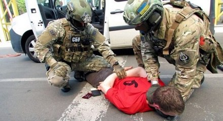 Vidéo de l’arrestation du Français qui voulait commettre des attentats pendant l’Euro 2016