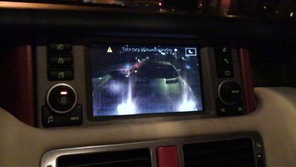 WTF??? Louco sofre um acidente com um Mercedes SLR e continua a andar com apenas 3 rodas!