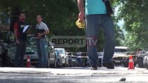 Report TV - Elbasan, atentat Florenc Çapes plagoset miku i tij dhe një police