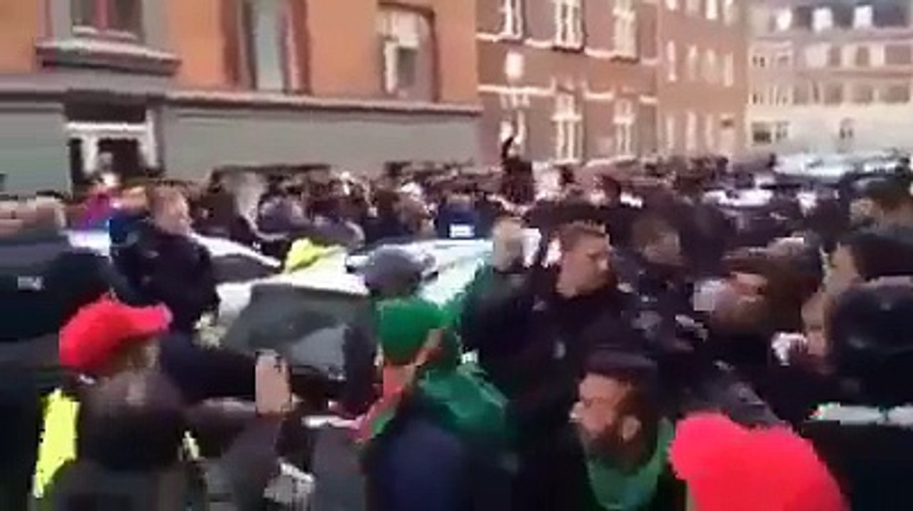 Gewalttätige Muslime greifen Polizei in Dänemark an