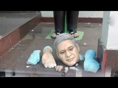 Caught on camera | Miscreants vandalize BSP founder Kanshi Ram's statue