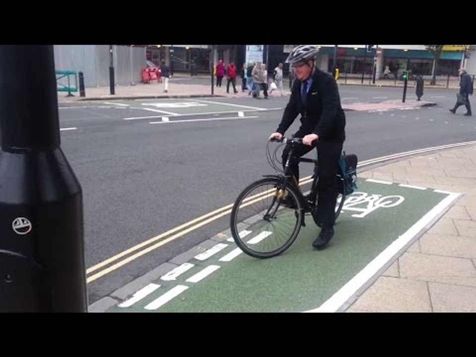 A bizarre cycle lane