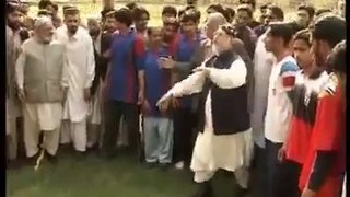 Dr Tahir ul Qadri Playing Cricket, Football and Some Others Games - Rare Video