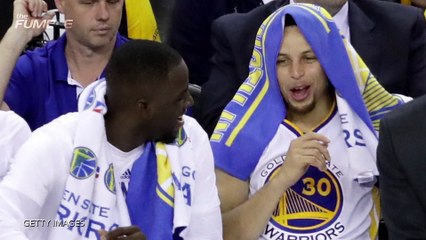 Stephen Curry's Pregame Dance & Sideline Reactions Are Hilarious!