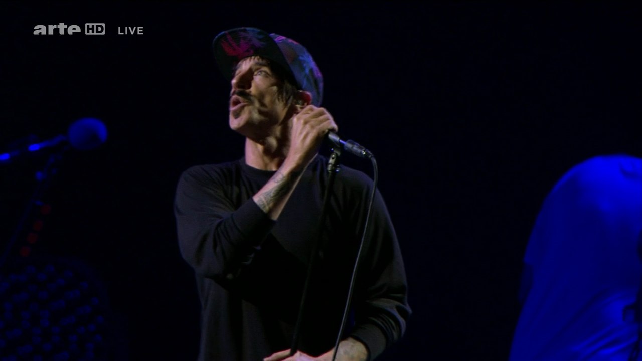 Red Hot Chili Peppers - Nobody Weird Like Me