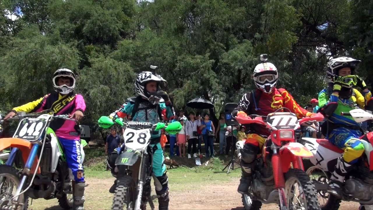Enduro en la Comunidad de Puentecillas con motivo de la festividad del Sangrado Corazón de Jesús