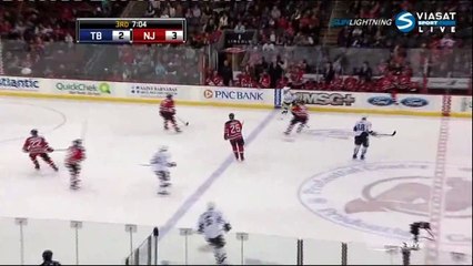 Nick Palmieri HITS Nate Thompson (Lightning - Devils), NHL , 01/09/2011