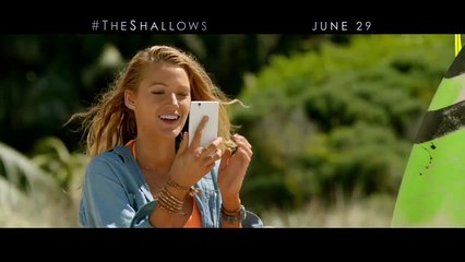 THE SHALLOWS - Shark Attack - Blake Lively