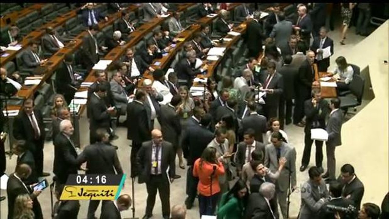 Reajuste dos servidores pode custar R$ 56 bilhões aos cofres públicos