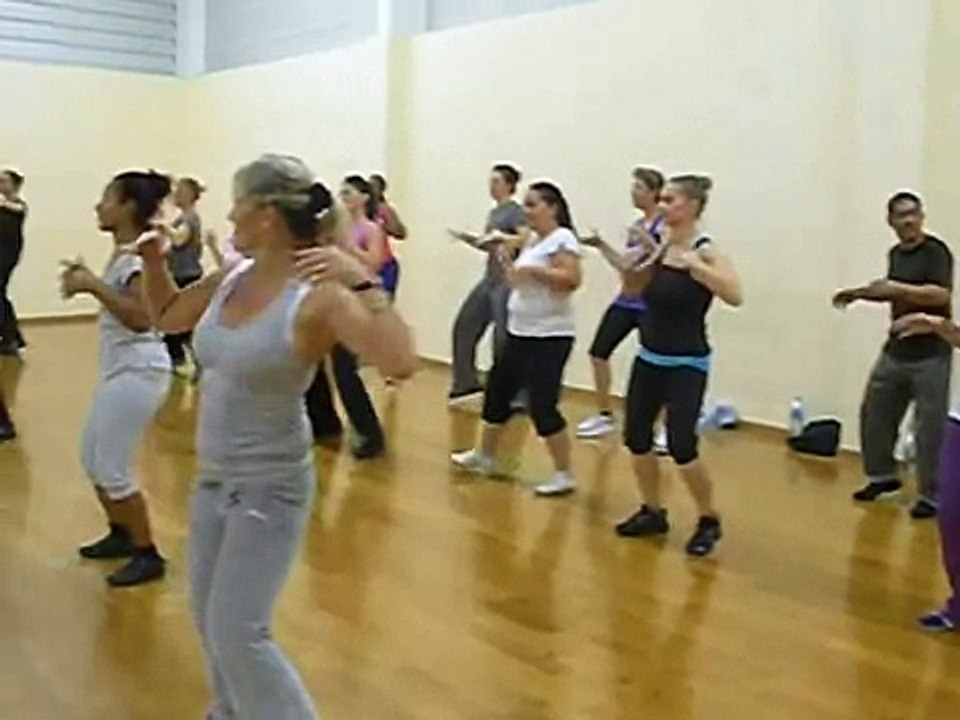 cours de zumba mercredi 17 octobre 2012 - Acti'Ritmmo