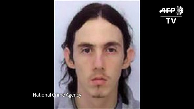 Pedófilo britânico é condenado à prisão perpétua