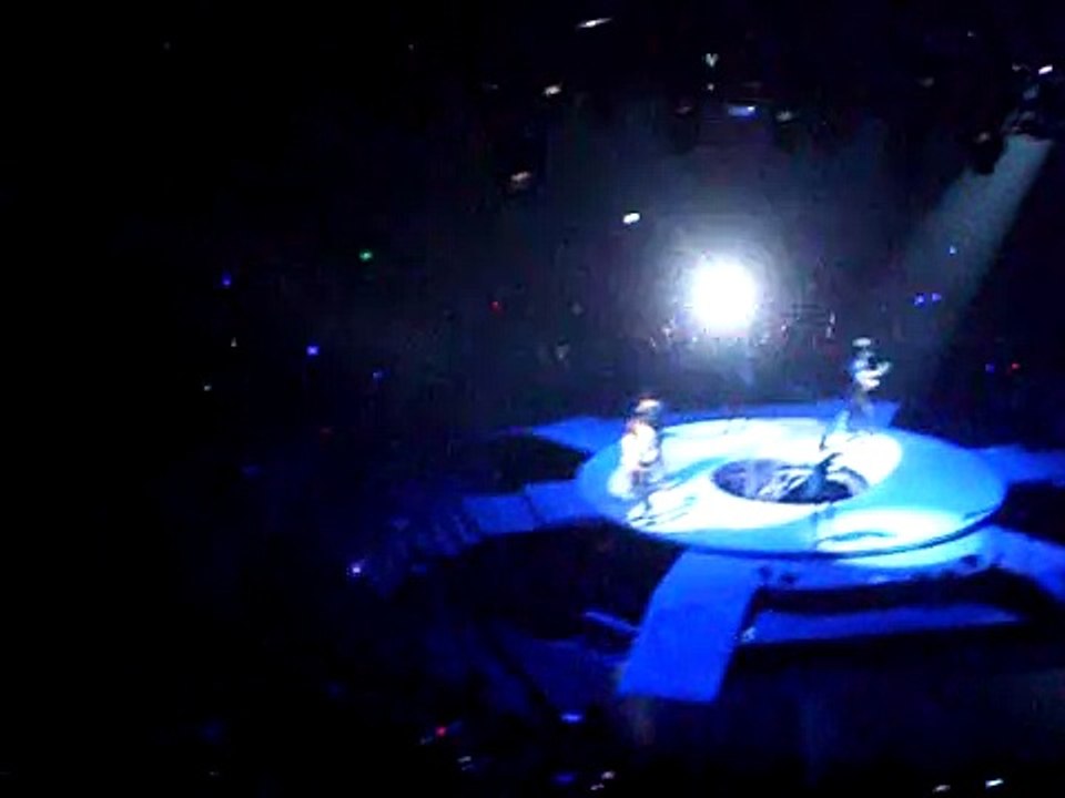 Jonas Brothers - Gotta Find You 24/11/09 Dublin, Ireland