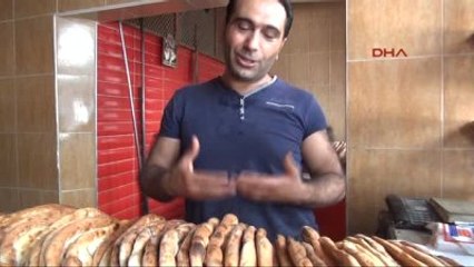 Batman'da Yaşayan Suriyeli, Iraklı, Afgan ve Dar Gelirli Vatandaşlara Sıcak Ekmek