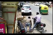 Whatsapp Funny Videos India Bike Thief Caught on Cctv Footage