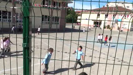 GÖKHAN DEMİRTAŞ ÇALIŞIYOR, GÜLÜÇ GELİŞİYOR