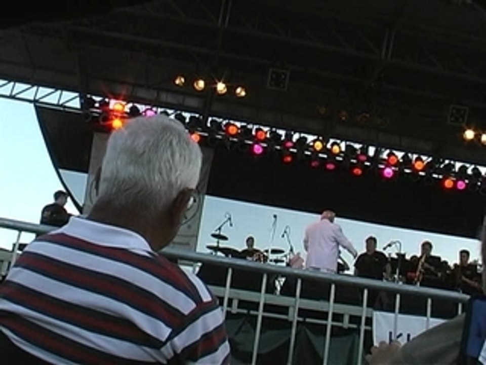 MAYNARD FERGUSON    AINT NO SUNSHINE