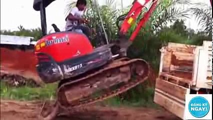 Top 5 màn trình diễn kinh điển của máy xúc, cần cẩu hay nhất thế giới