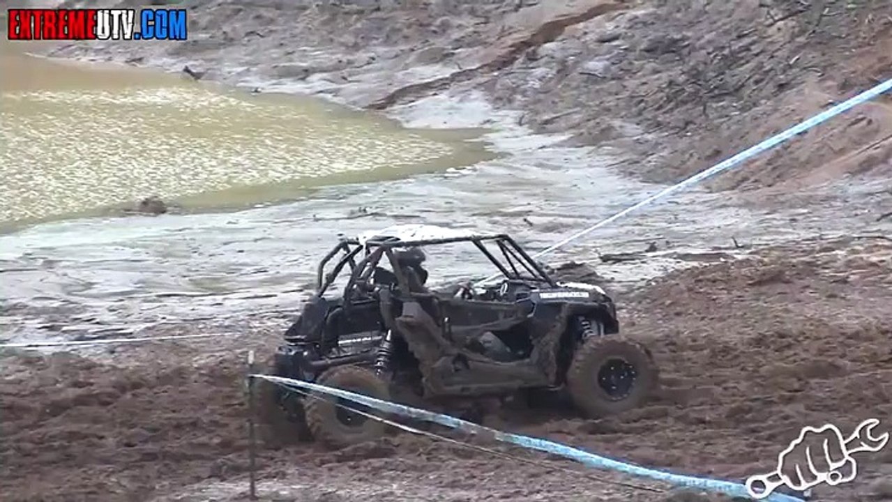 Turbo-Buggy Climbs Muddy Hill Lik  a Boss