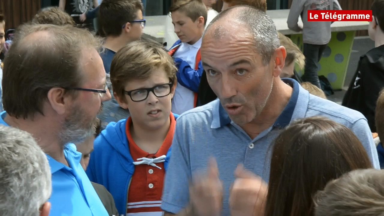 Landerneau. Sport et études : Paul Le Guen partage son expérience avec des collégiens