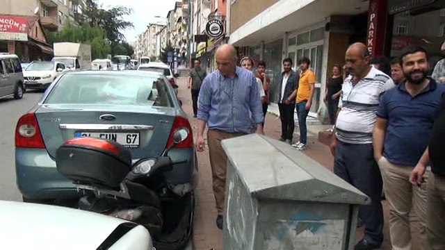 SURİYELİ KIZA ÇARPAN SÜRÜCÜNÜN ANNESİ GAZETECİLERİN ÜZERİNE CİPİNİ SÜRDÜ