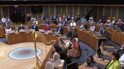 Queen opens fifth Welsh assembly
