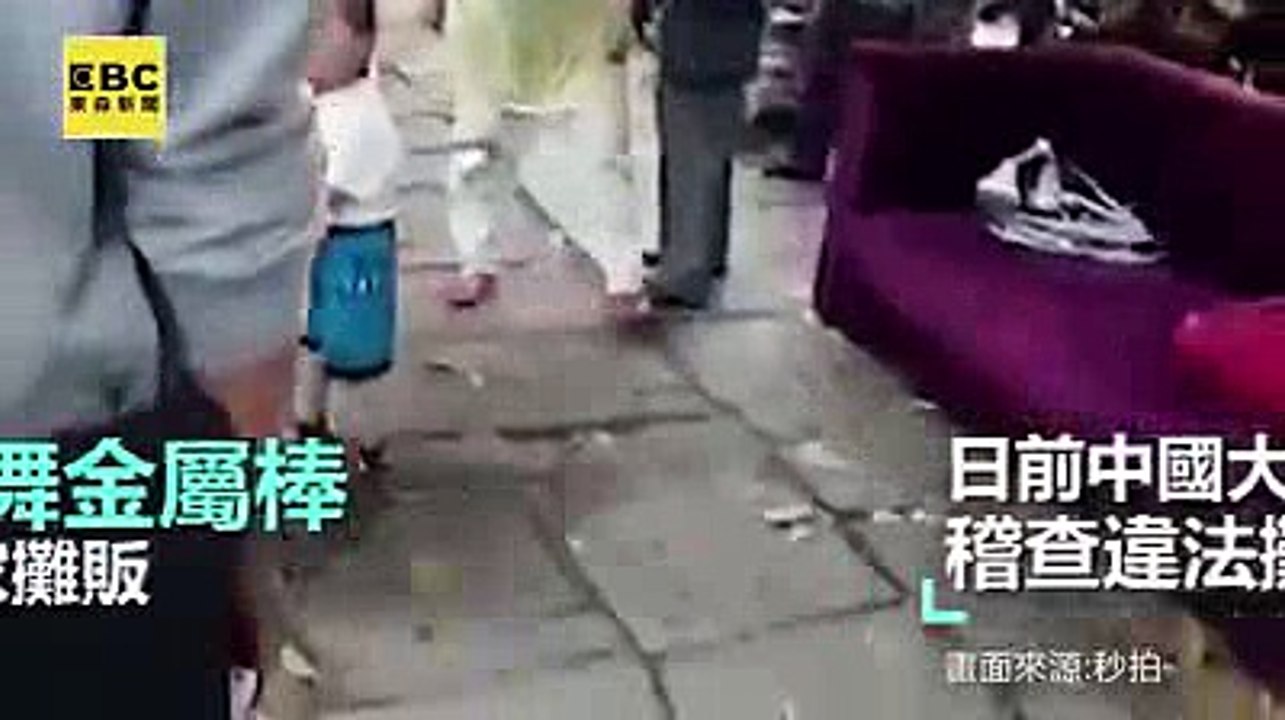男童持棍嗆警198827.t