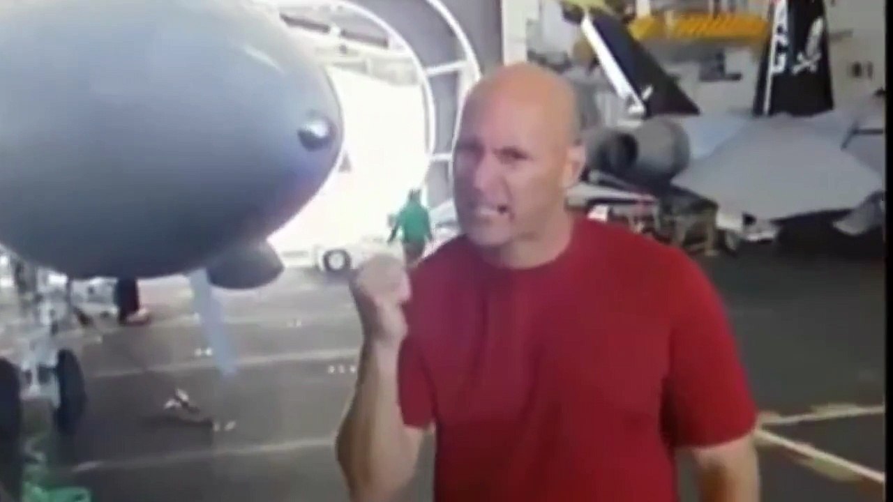 ABD uçak gemisini koruyan silahlar F 18 SUPER HORNET