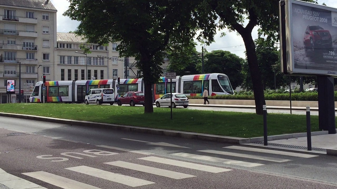 suite vidéo 49 angers tramway en ligne de Dany 06 06 2016 matin ex