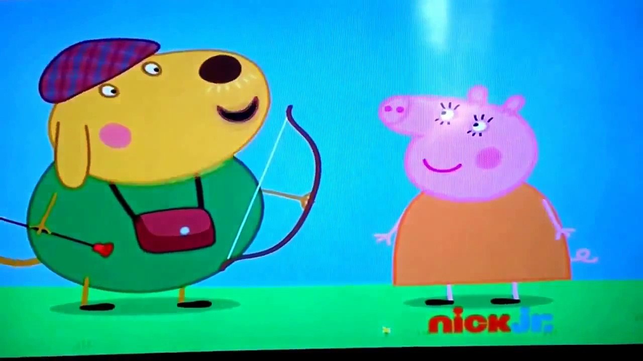 Peppa pig - mummy pig wins all the teddies - fun fair scene