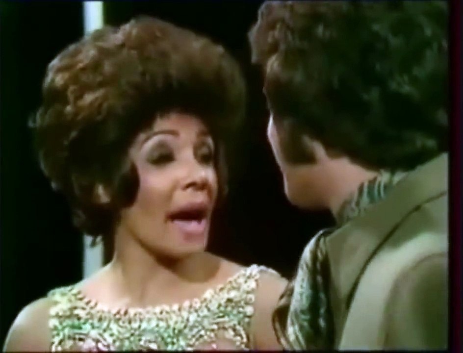 Shirley Bassey & Tom Jones -With A Little Help From My Friends-