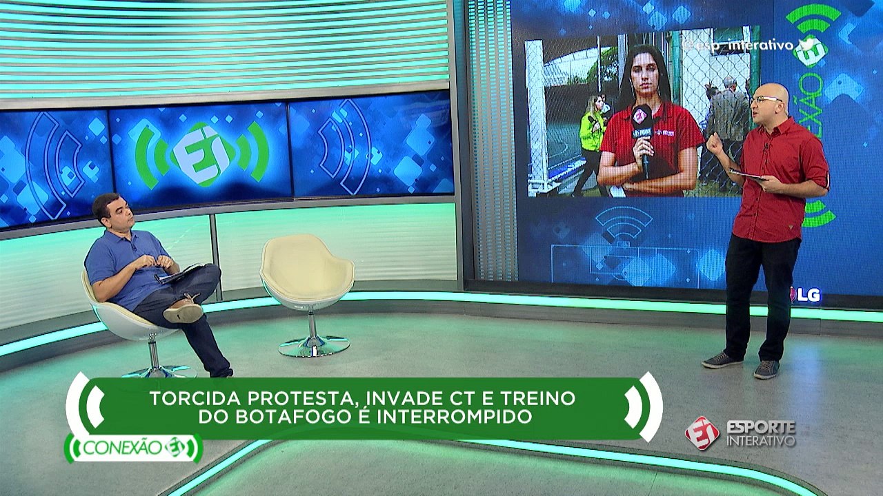 Torcedores invadem treino do Botafogo