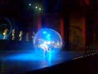LE BALLETS DES PLANETES ARRIVER A  MOI