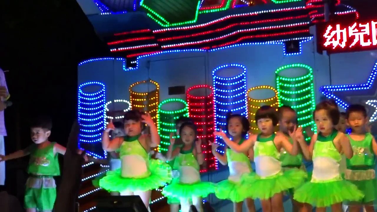 20130724 乖乖幼兒園畢業晚會  小星星  後段出錯歌