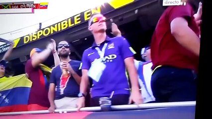 Durante el partido entre Venezuela y Jamaica se escuchó "y va a caer y va a caer"