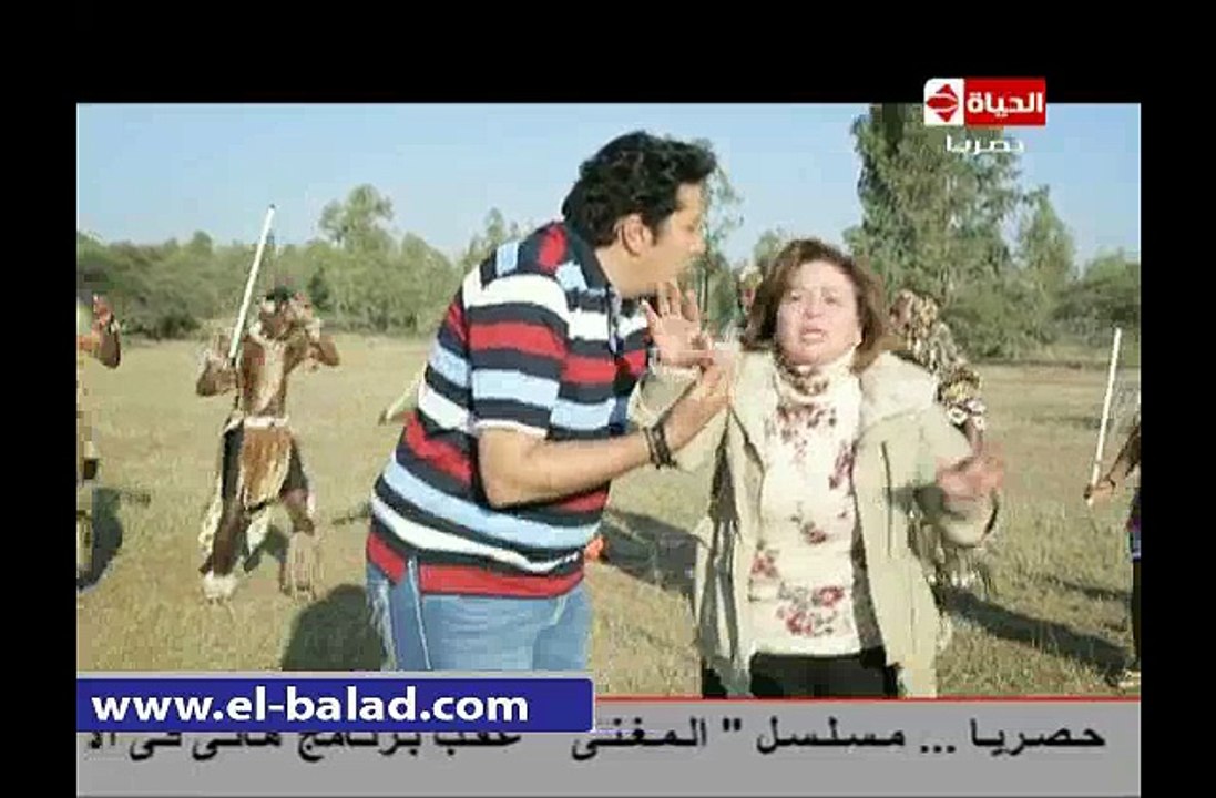 بالفيديو .. إلهام شاهين لهانى رمزى : " جايبلى أسود أنا بخاف من القطط "