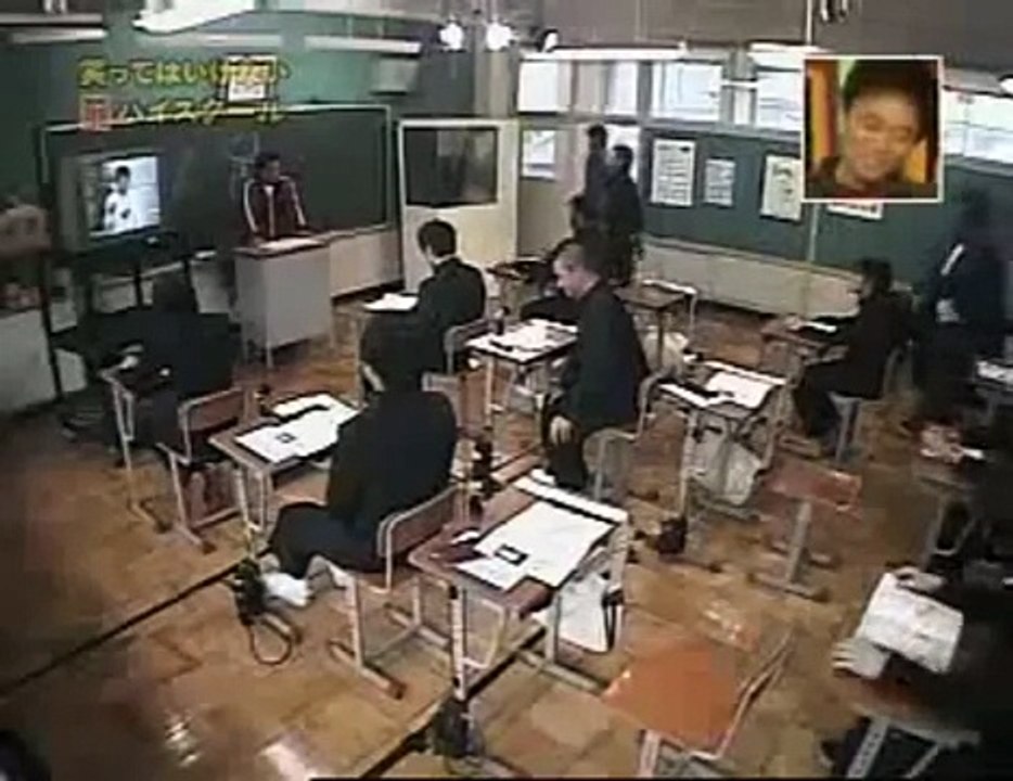 Japanese Running Prank Hilarious! Japanese Game Show 2014