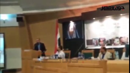 رئيس جامعة حلوان يهنيء خريجي قسم الإعلام بمشروعاتهم المتميزة