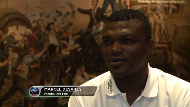 Bleus - Desailly : Si on n'est pas capable de battre la Roumanie...