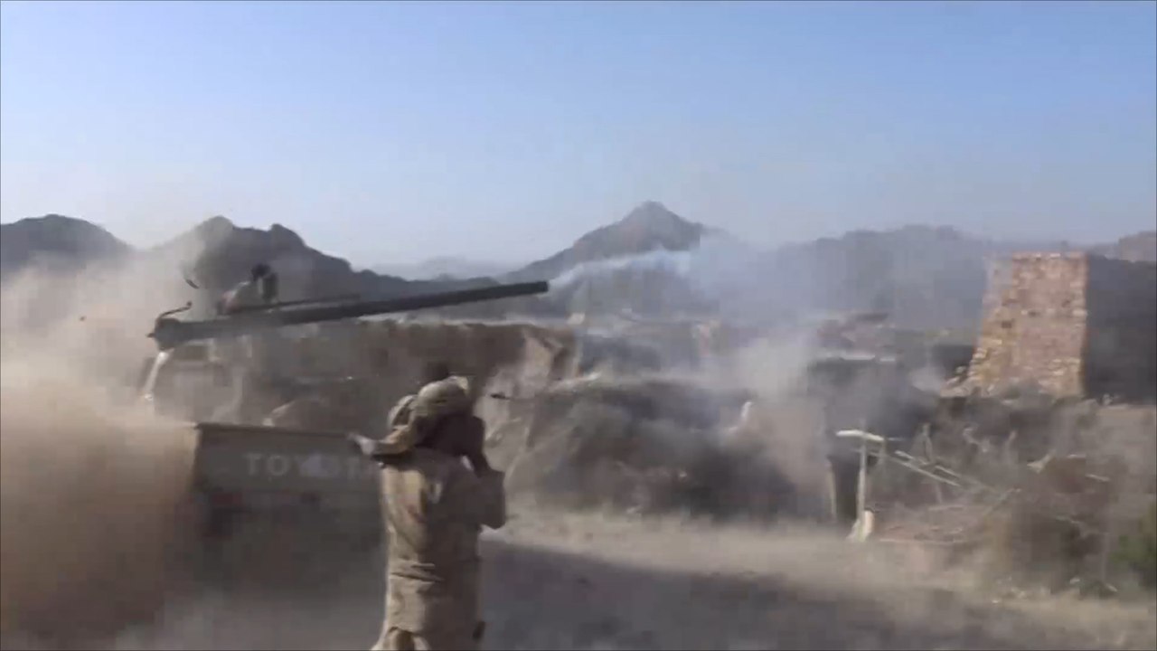 التحالف يسلم 52 طفلا جندتهم مليشيا الحوثي