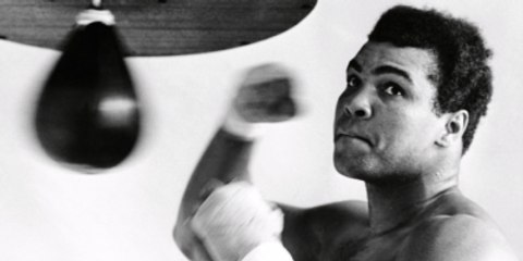 Muhammed Ali'ye Büyük Ayıp!