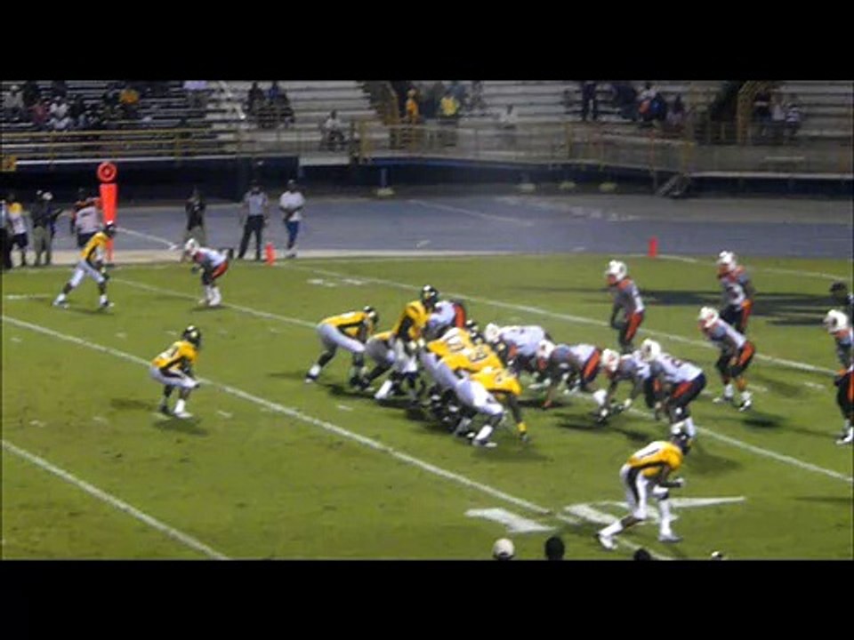 Mayhew scores go-ahead touchdown against Morgan State (9-27-12)