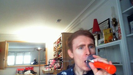 Wiwi égratigne "la moitié du chemin" de Dumé & Judith