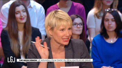 Maïtena Biraben se fait draguer par le réalisateur de "Drive" - Regardez