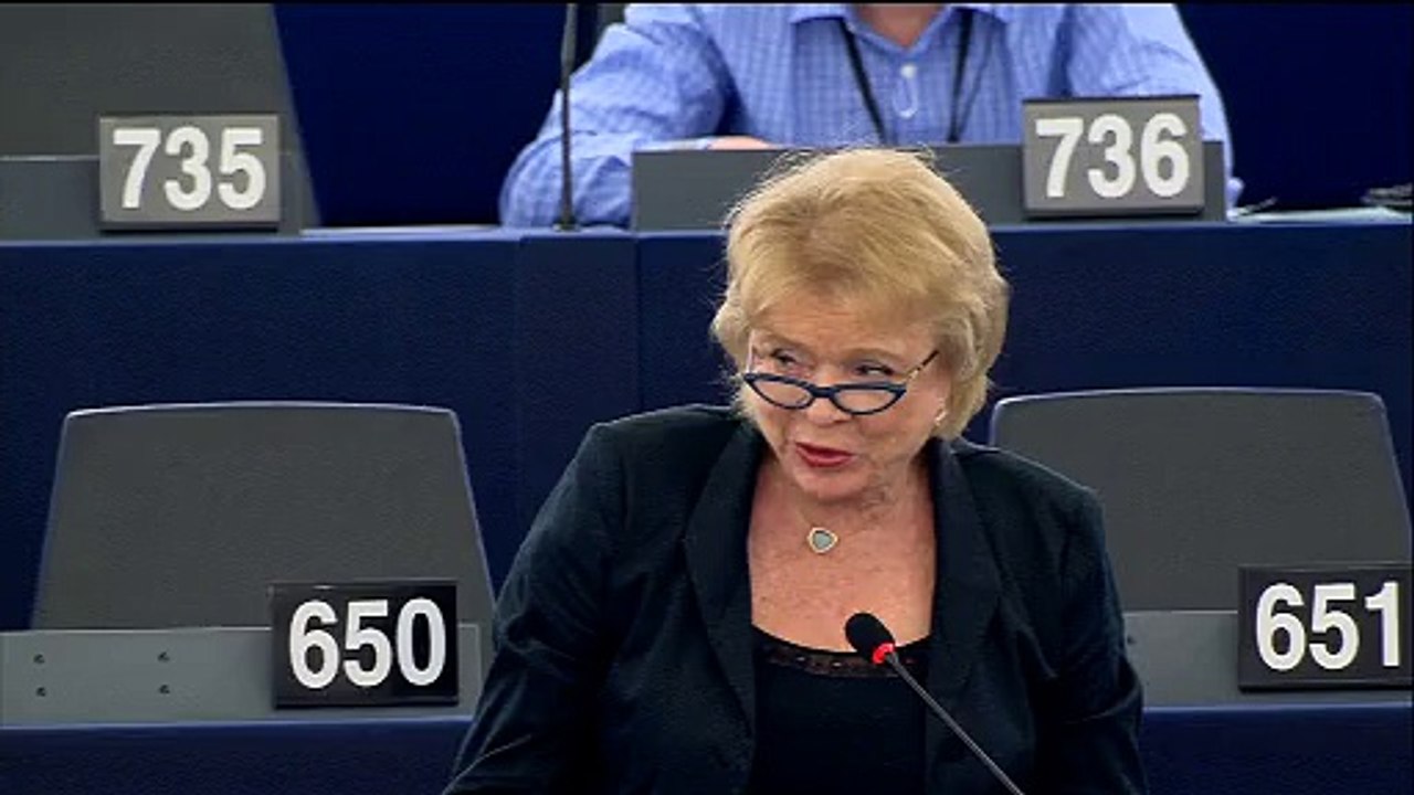 Eva JOLY : "Les Ministres européens des Finances veulent continuer leur course au moins-disant fiscal"