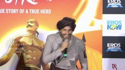 Deepika Padukone REACTS To Ranveer's 23 KISSES In Befikre