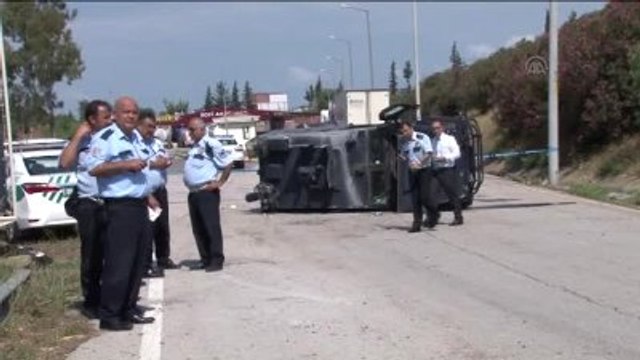 Zırhlı Polis Aracı Devrildi: 3 Yaralı (2)