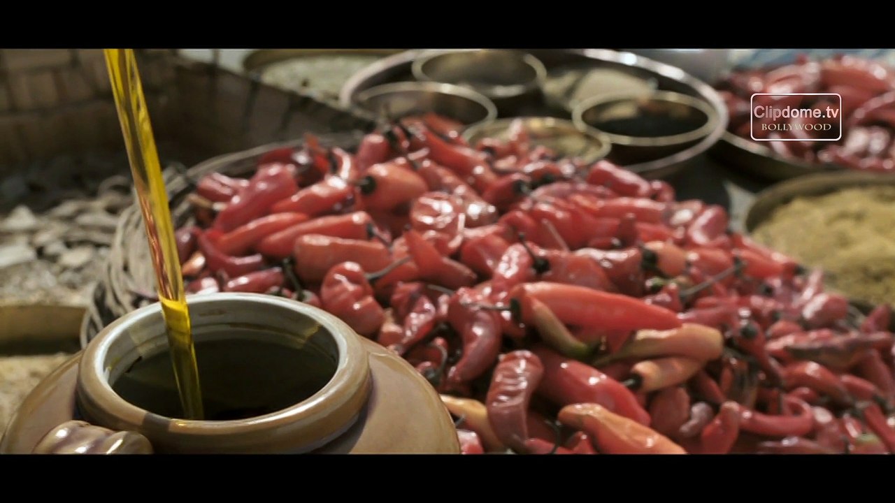 Delhi 6 - genda phool